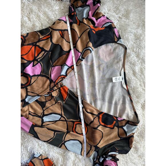 Diane von Furstenberg Carmelita 100% Silk Wrap Dress – Long Sleeve, Size 6 - Picture 5 of 5